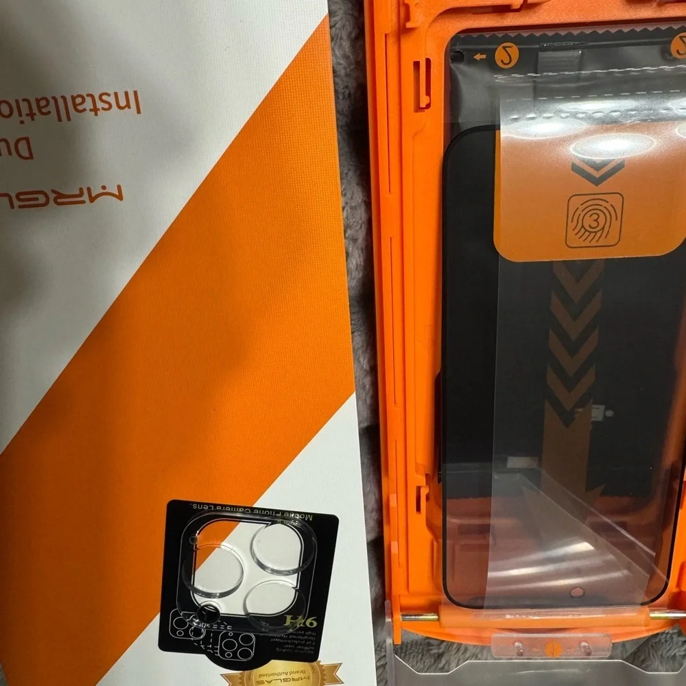 ☀️☀️MRGLAS Dust-Free Installation Screen Protector For iPhone 15pro Max